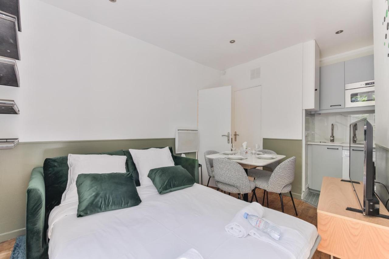 Independant Flat: Canal St Martin&Trains Stations! Paris Ngoại thất bức ảnh